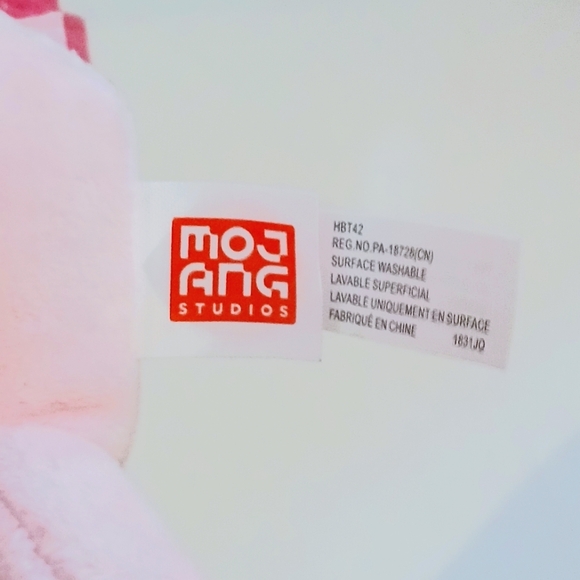 MINECRAFT MATTEL AXOLOTI PINK 12IN PLUSH MINCRAFT CAVES & CLIFFS - Picture 4 of 5